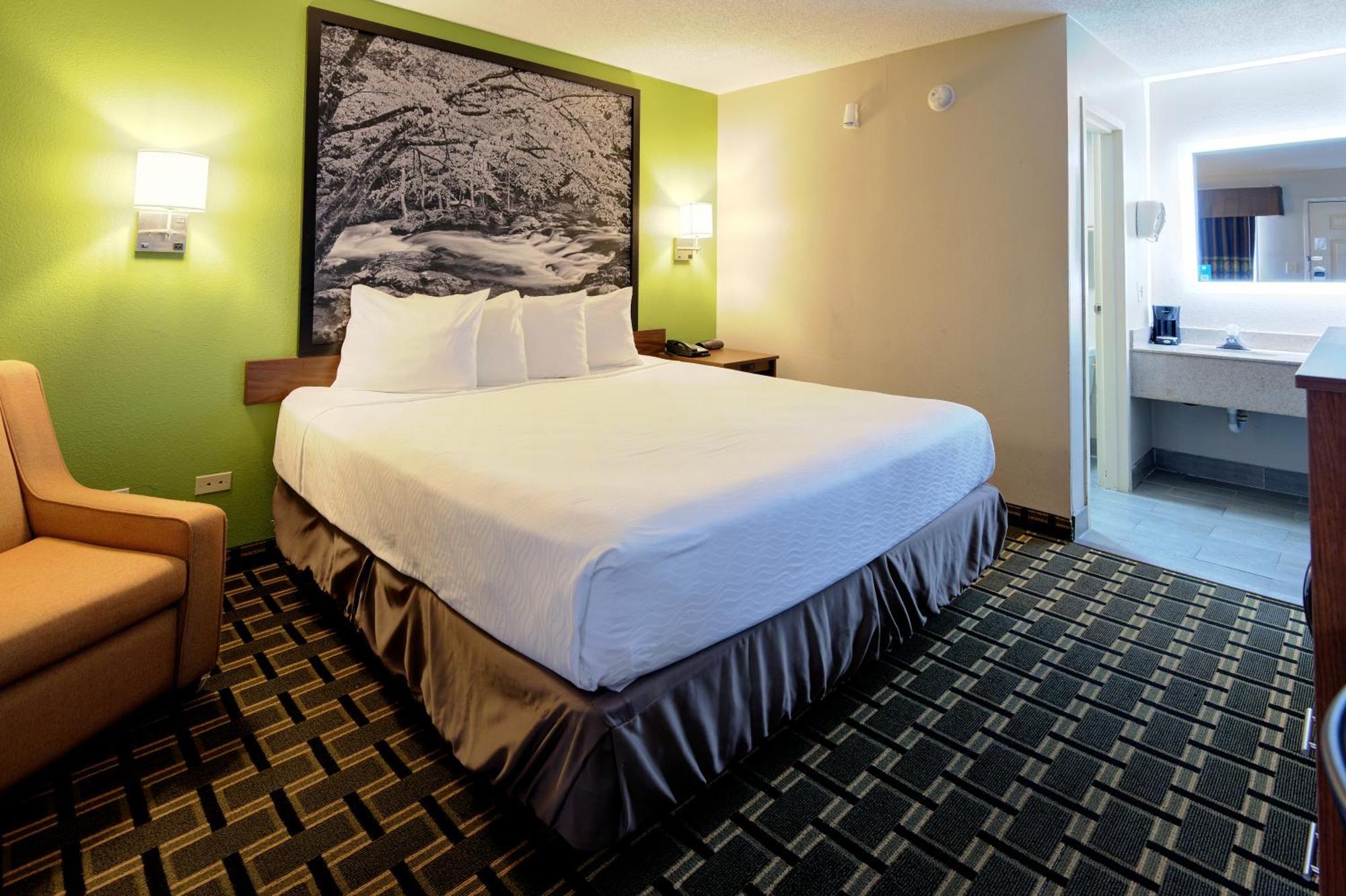 Super 8 By Wyndham Knoxville West/Farragut Εξωτερικό φωτογραφία
